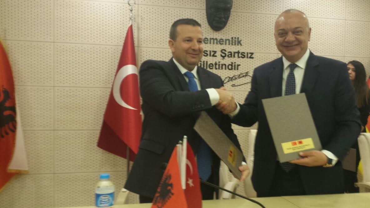 016d3c01-322e-4650-87a5-99e6b6b2de5f