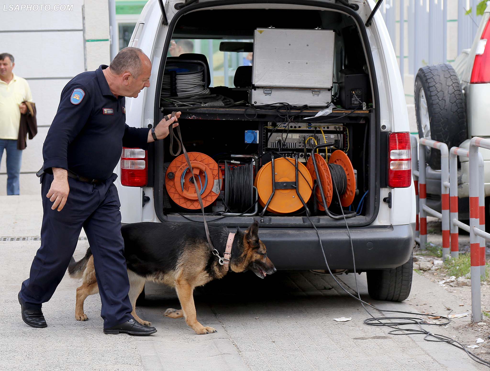 MASAT PER SHULLAZIN NE GJYKATE- /r/n/r/nSHULLAZI IN COURT -