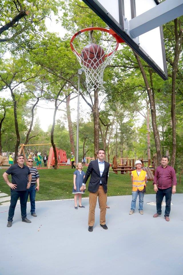 13315496_10154239505041926_8704240315232237700_n