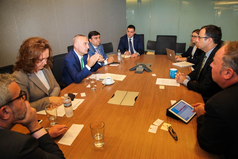 30e78750-f786-4ea5-830d-06e2a1061a92 (1)