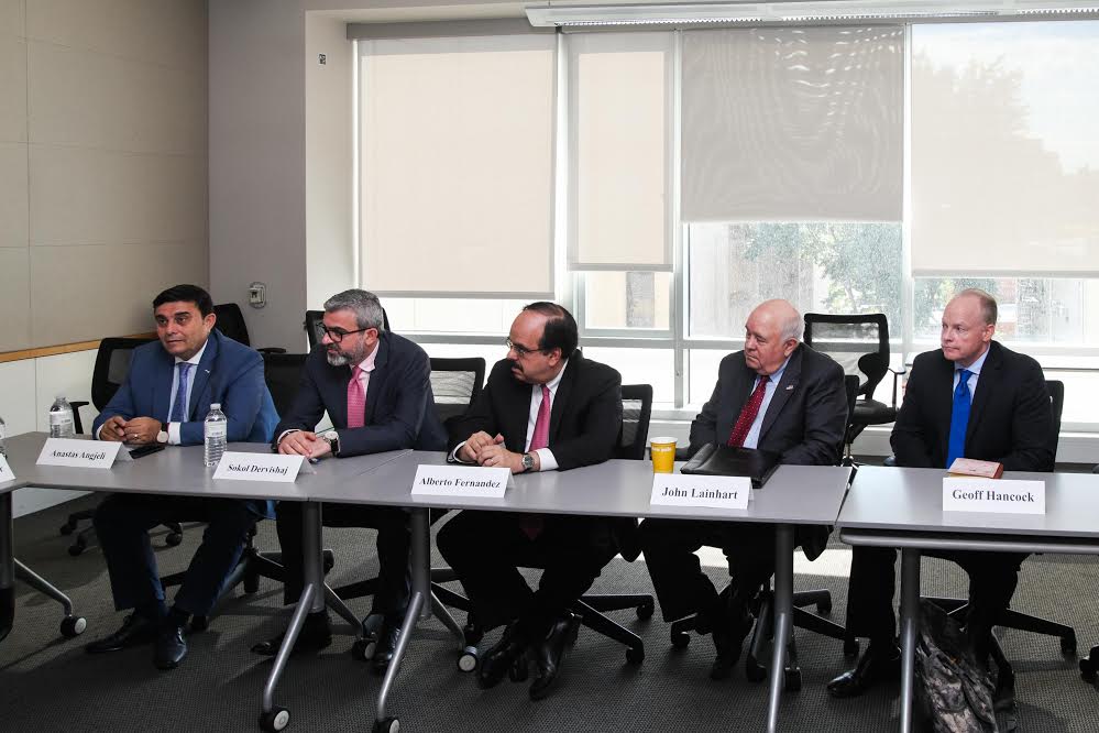 557e4f19-9b27-4860-9b39-56063a595764