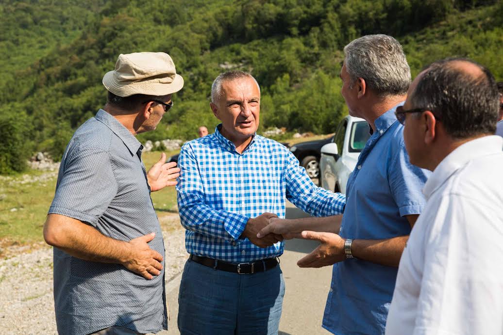 2f1085b4-bd5e-4840-866f-b66322630c94