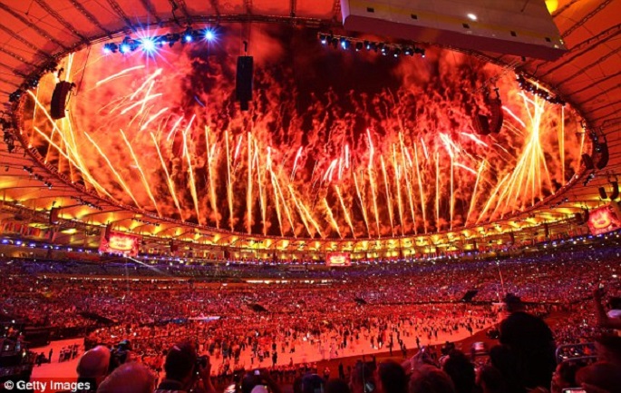 36F380DD00000578-3751574-image-a-89_1471788923685