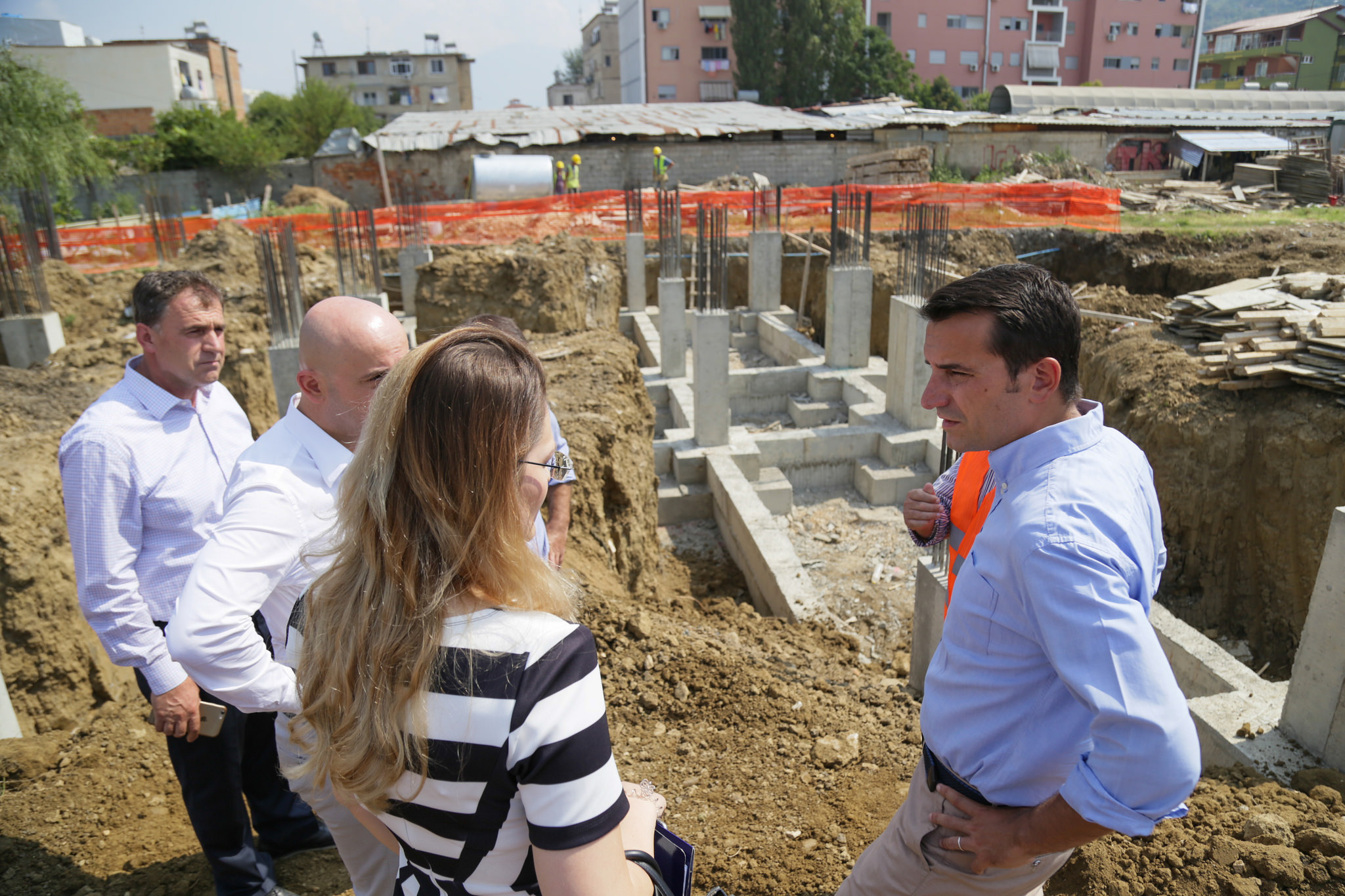 Veliaj per shkollen e re ne Kombinat (3)