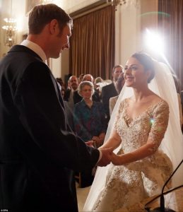 auto_princi_leka_ii__-_princeshi_elia_leka_-_dasma_mbreterore1475950200