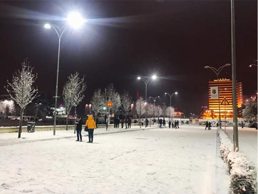 tirane debore12