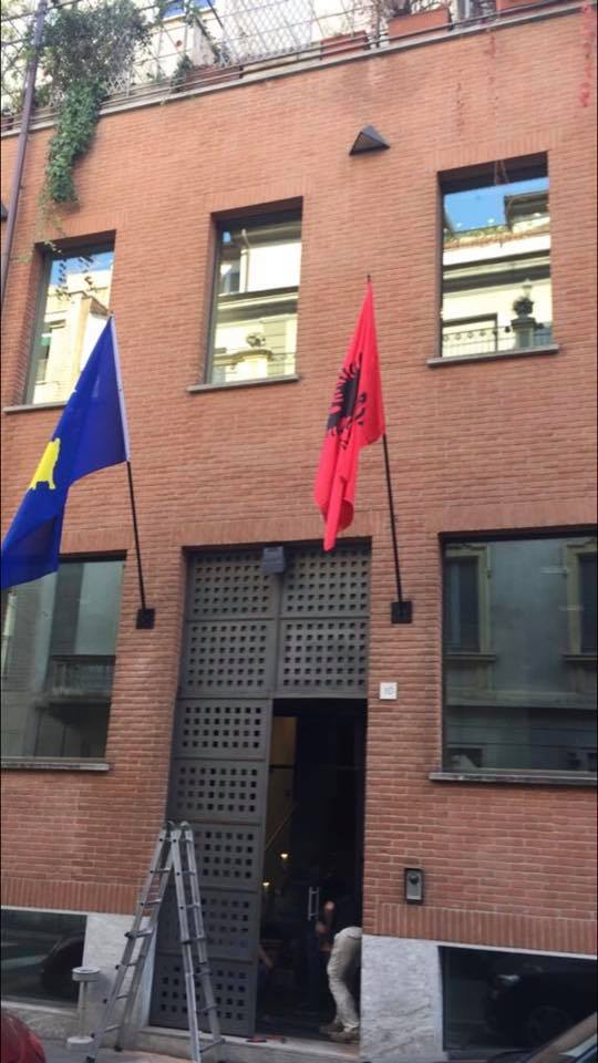 Hapet Konsullata Shqiptare në Milano, Rama: Stacione dinjitoze për shqiptarët