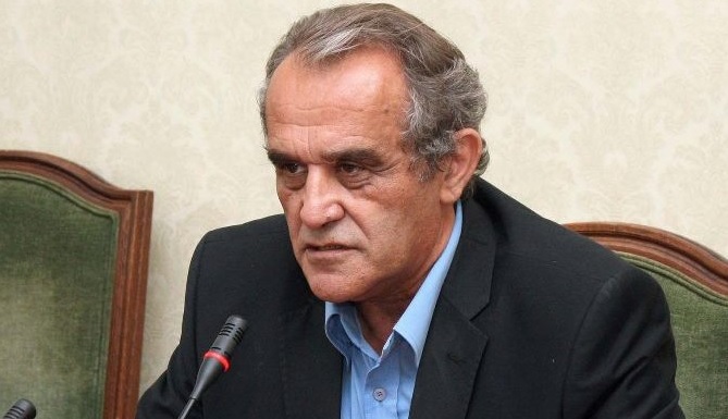 Moikom Zeqo: Mustafa, lëre të qetë Skënderbeun